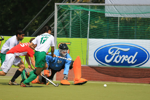 Canada vs. Mexico - Picture Fernando Fernndez